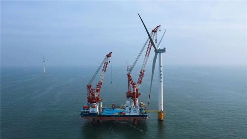 两江新区企业投建国内首艘30米级海上风电运维船